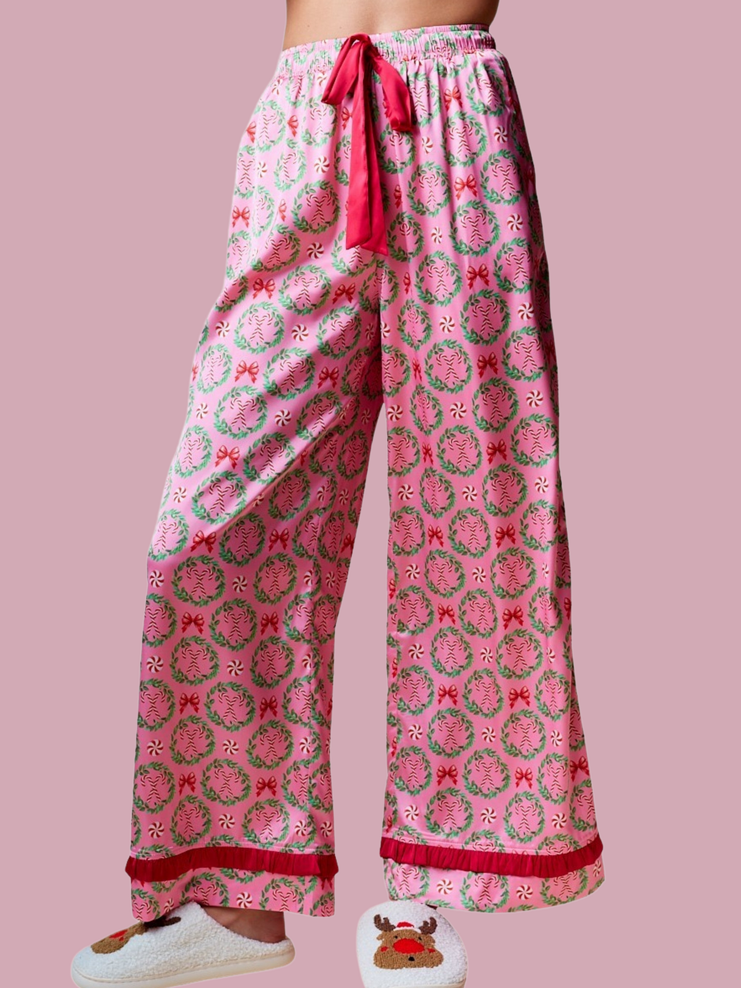 SATIN CHRITSMAS WREATH PAJAMA SET