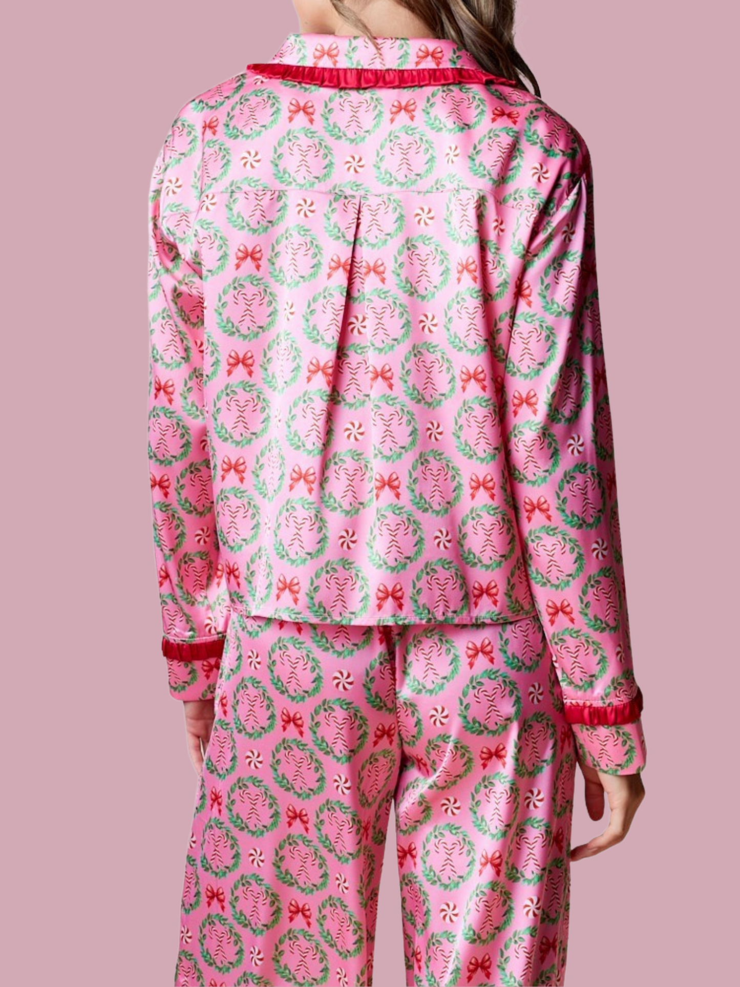SATIN CHRITSMAS WREATH PAJAMA SET